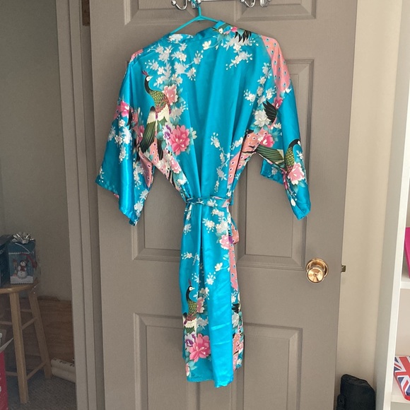Blue Dressing Robe - Picture 2 of 5